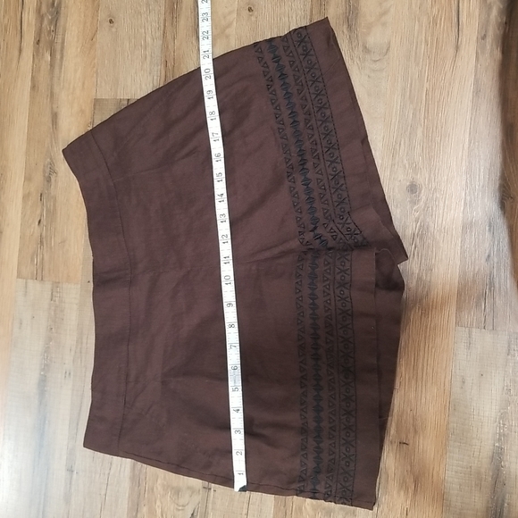 Apt. 9 Brown Linen Blend Taylored Mid-Rise Embroidered Pocketed Shorts - Picture 12 of 14
